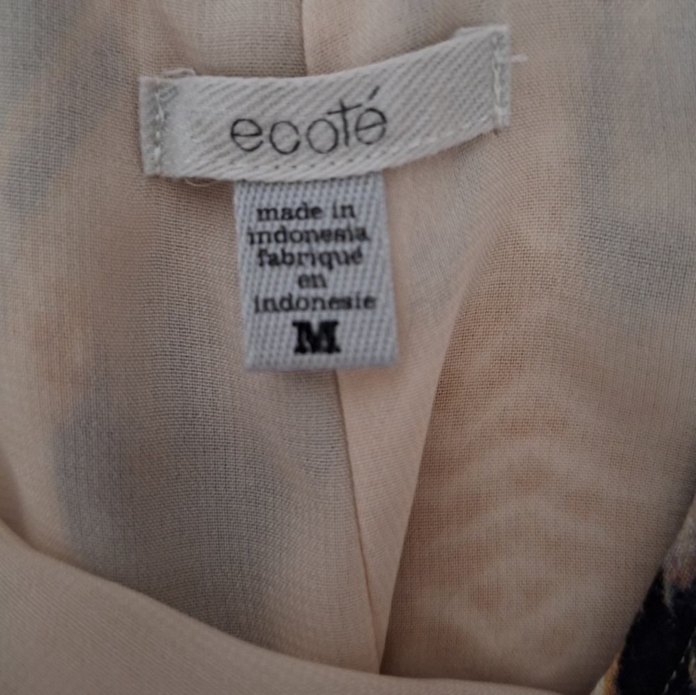 ECOTE Backless Dress with Blue and Gold Design - Picture 5 of 7